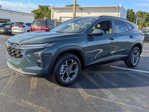 2025 Chevrolet Trax LT