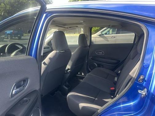 2021 Honda HR-V EX