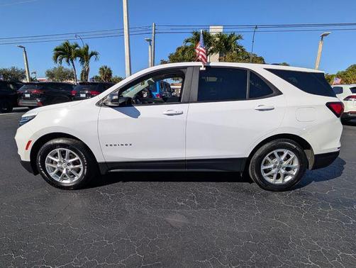 2024 Chevrolet Equinox LS