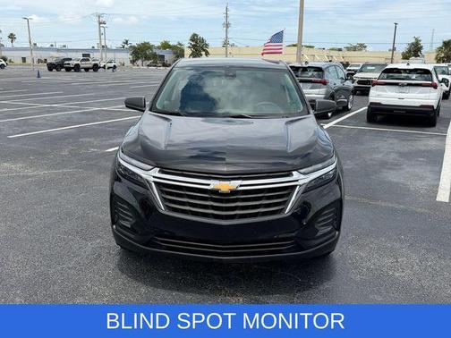 Mosaic Black Metallic 2024 Chevrolet Equinox LS