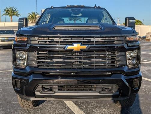 2026 Chevrolet Silverado 2500 Custom