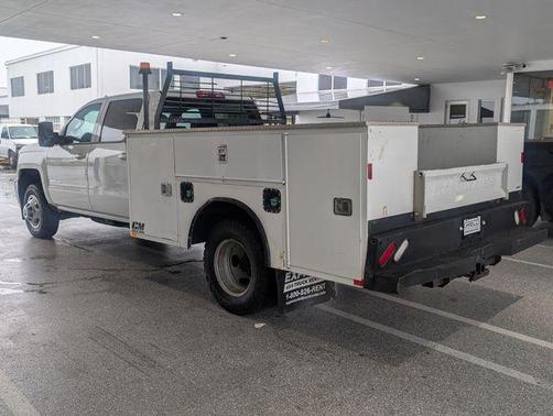 Summit White 2018 Chevrolet Silverado 3500 LT