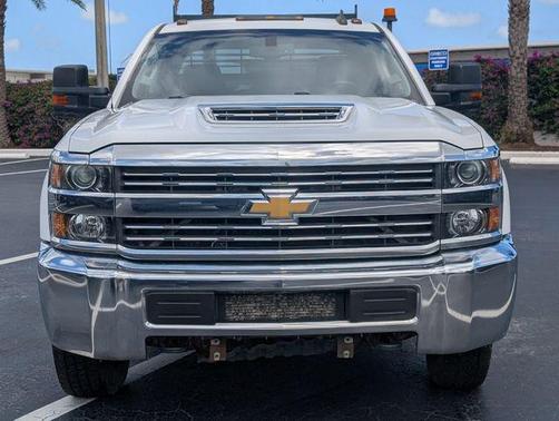 Summit White 2018 Chevrolet Silverado 3500 LT