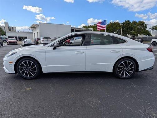 2020 Hyundai SONATA SEL Plus