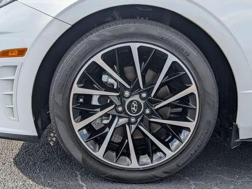 2020 Hyundai SONATA SEL Plus