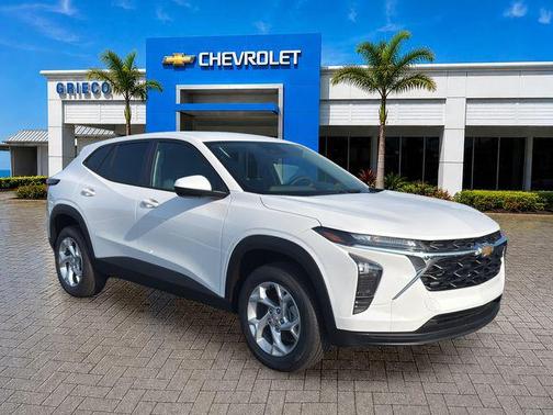 Summit White 2026 Chevrolet Trax LS