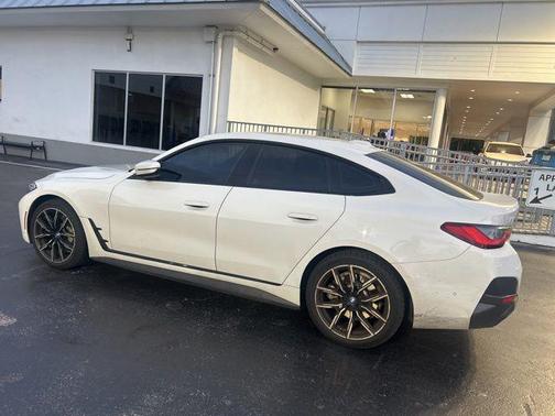 Alpine White 2023 BMW i4 Gran Coupe eDrive40