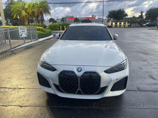 Alpine White 2023 BMW i4 Gran Coupe eDrive40