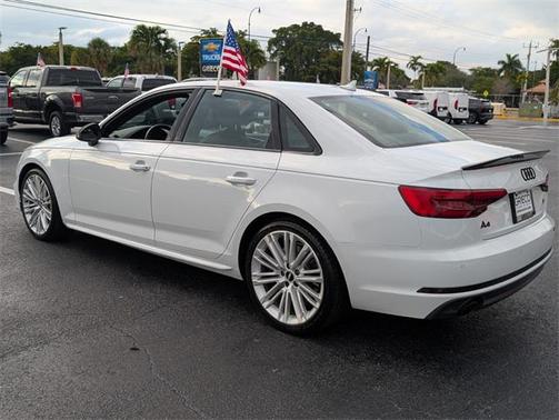 2017 Audi A4 2.0T Premium Plus