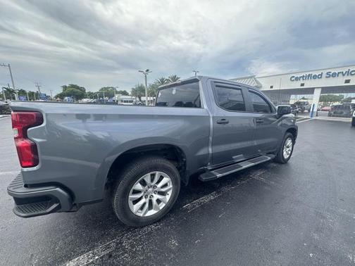 2022 Chevrolet Silverado 1500 Custom