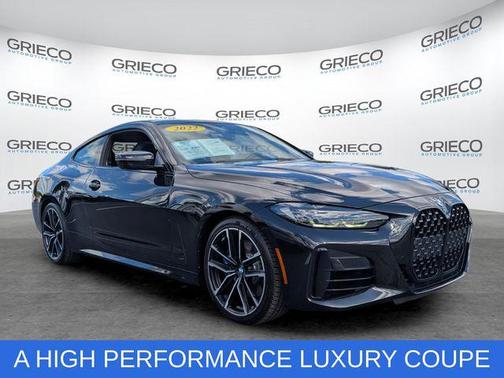 Black Sapphire Metallic 2022 BMW M440 i