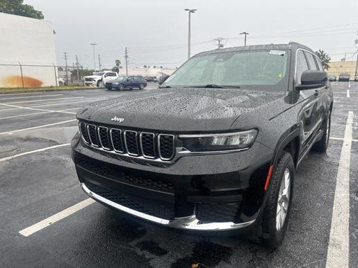 2021 Jeep Grand Cherokee L Laredo