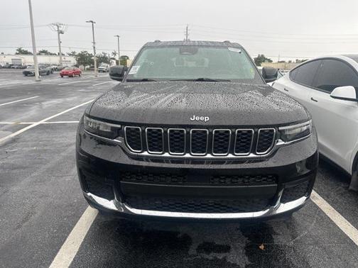 2021 Jeep Grand Cherokee L Laredo