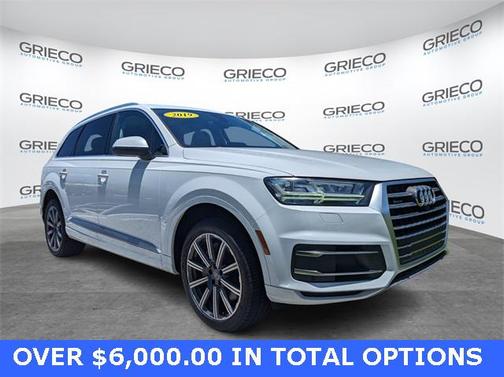 2019 Audi Q7 45 Premium Plus