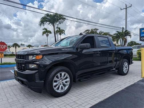 2022 Chevrolet Silverado 1500 Custom