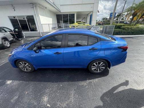 2023 Nissan Versa 1.6 S