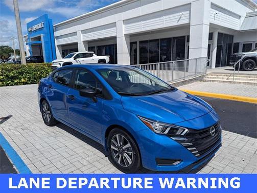 2023 Nissan Versa 1.6 S