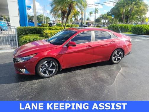 2022 Hyundai ELANTRA Limited
