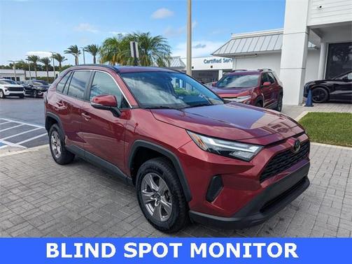 2022 Toyota RAV4 XLE