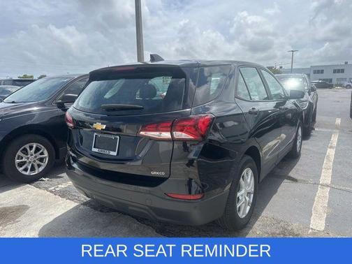 Mosaic Black Metallic 2023 Chevrolet Equinox LS