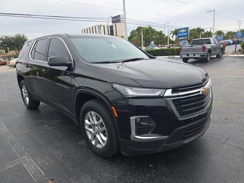 2023 Chevrolet Traverse LS