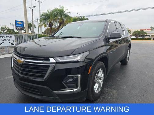 2023 Chevrolet Traverse LS