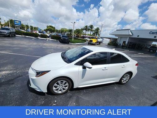 Wind Chill Pearl 2025 Toyota Corolla LE