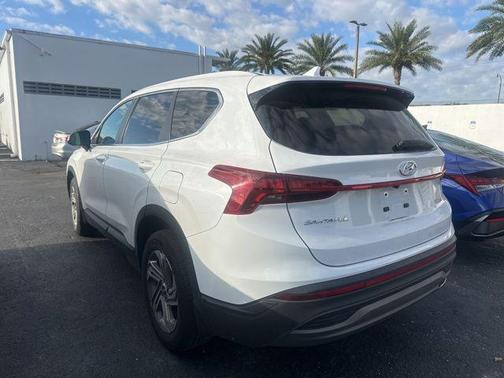 2022 Hyundai SANTA FE SE