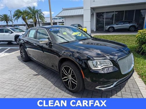 2019 Chrysler 300 Limited