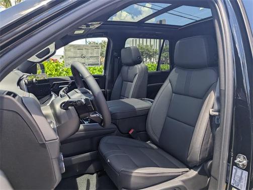 2025 Chevrolet Tahoe 2WD RST