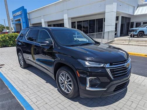 2023 Chevrolet Traverse LT Cloth