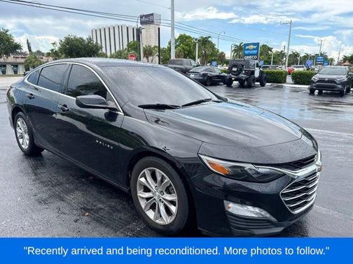Mosaic Black Metallic 2020 Chevrolet Malibu LT