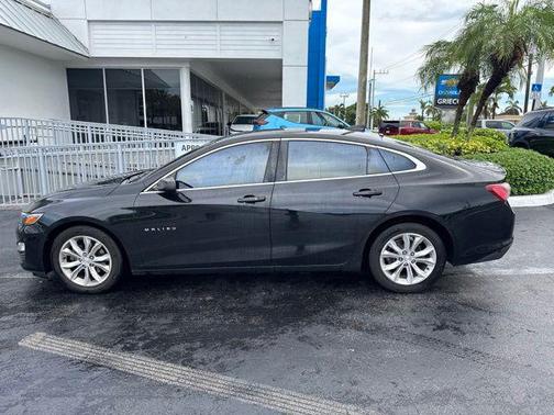 Mosaic Black Metallic 2020 Chevrolet Malibu LT