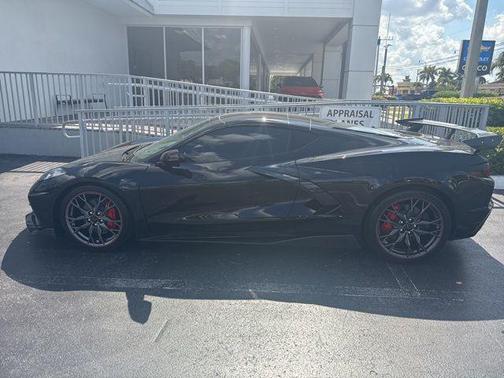 2026 Chevrolet Corvette Stingray w/1LT