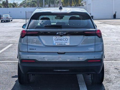 Sterling Gray Metallic 2027 Chevrolet Bolt LT FWD