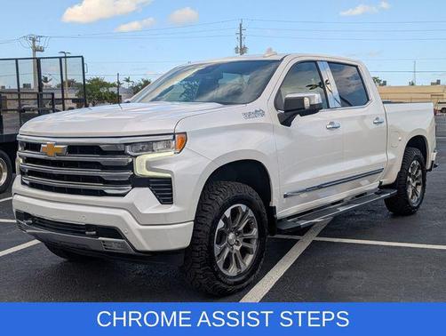 Iridescent Pearl Tricoat 2024 Chevrolet Silverado 1500 High Country