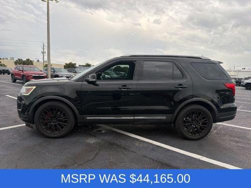 SHADOW BLACK 2018 Ford Explorer XLT
