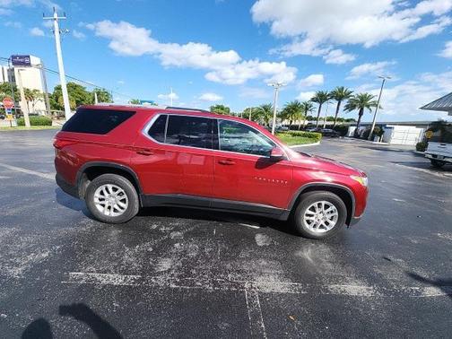 2018 Chevrolet Traverse LT Cloth