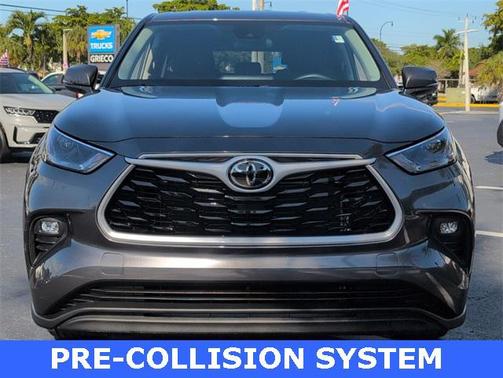 2024 Toyota Highlander LE