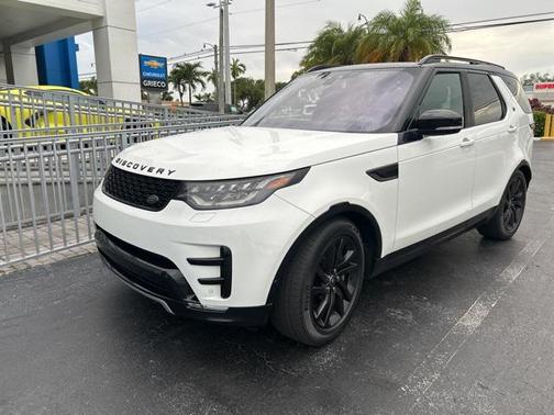 2020 Land Rover Discovery Landmark Edition