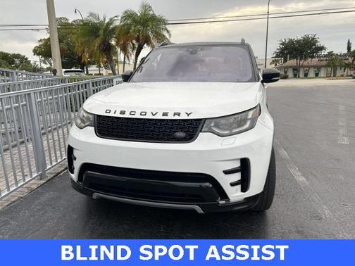 2020 Land Rover Discovery Landmark Edition
