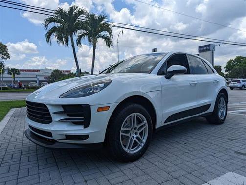 2020 Porsche Macan Base