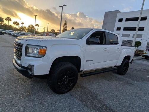 Summit White 2022 GMC Canyon Elevation