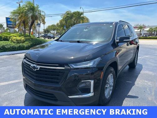 2022 Chevrolet Traverse LT Cloth