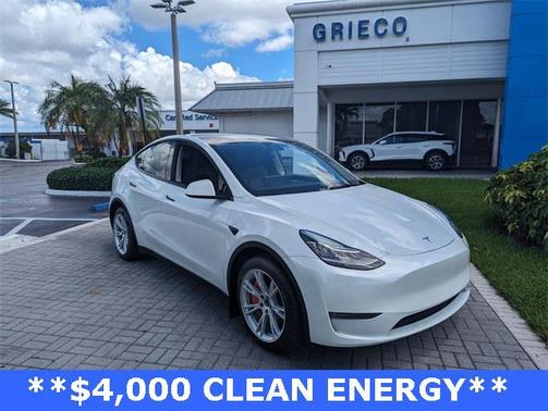 2021 Tesla Model Y Long Range Dual Motor All-Wheel Drive