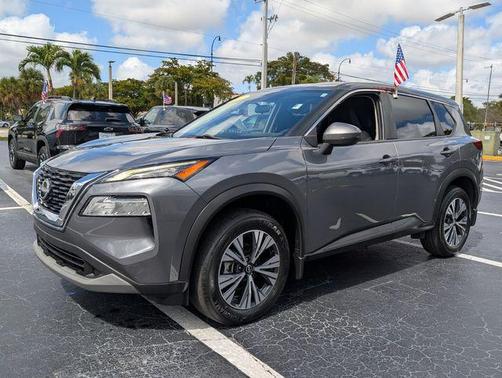 2022 Nissan Rogue SV