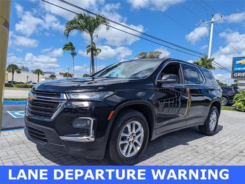 2022 Chevrolet Traverse LS