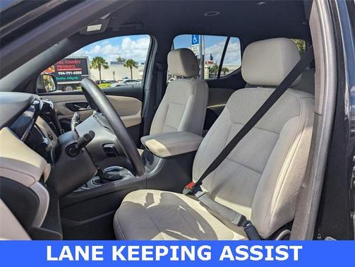 2022 Chevrolet Traverse LS