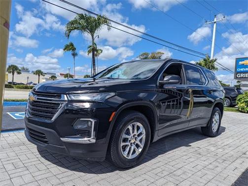 2022 Chevrolet Traverse LS