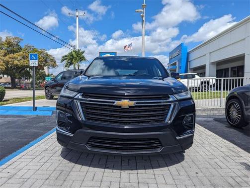 2022 Chevrolet Traverse LS